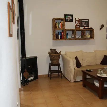 La Casita De Amidi * La Oliva